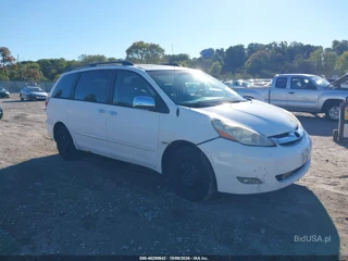 TOYOTA TOYOTA SIENNA CE