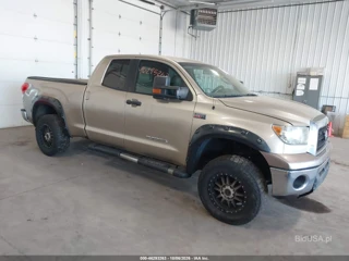 TOYOTA TOYOTA TUNDRA BASE 5.7L V8
