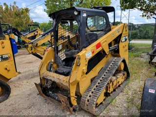 CATERPILLAR CATERPILLAR SKID STEER 239D