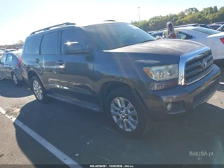 TOYOTA TOYOTA SEQUOIA SR5 5.7L V8