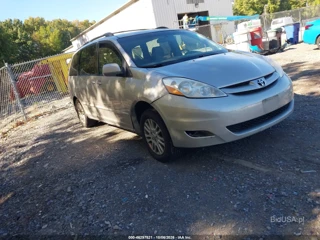 TOYOTA TOYOTA SIENNA XLE