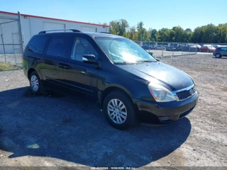 KIA KIA SEDONA LX