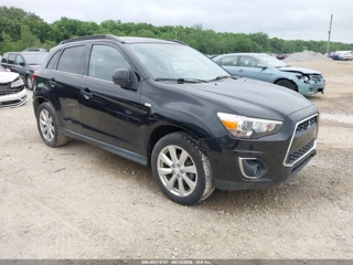MITSUBISHI MITSUBISHI OUTLANDER SPORT SE