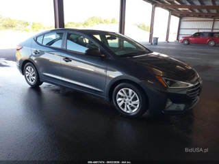 HYUNDAI HYUNDAI ELANTRA SE