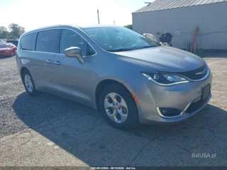 CHRYSLER CHRYSLER PACIFICA HYBRID TOURING PLUS