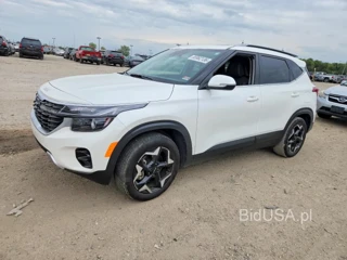 KIA SELTOS EX