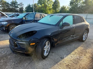 PORSCHE MACAN BASE