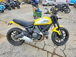 DUCATI SCRAMBLER 800