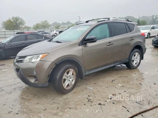 TOYOTA RAV4 LE