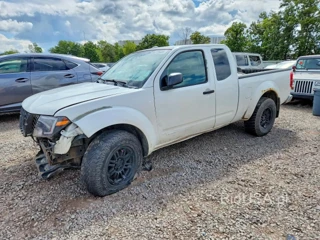 NISSAN FRONTIER SV V6