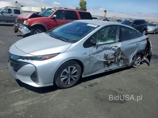 TOYOTA PRIUS PRIME PREMIUM