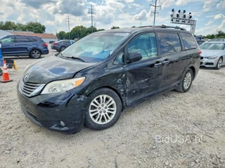 TOYOTA SIENNA XLE 8-PASSENGER