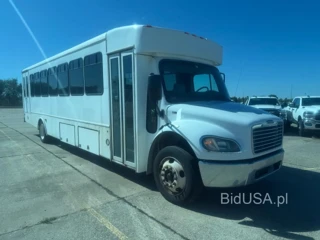 FREIGHTLINER CHASSIS S-2