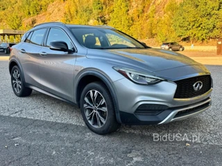 INFINITI QX30 LUXURY