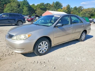 TOYOTA CAMRY STANDARD