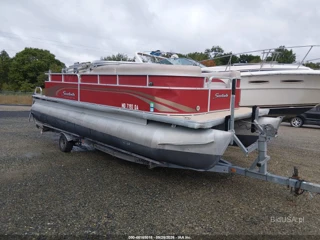 GODFREY GODFREY PONTOON  22'