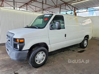 FORD ECONOLINE E250 VAN