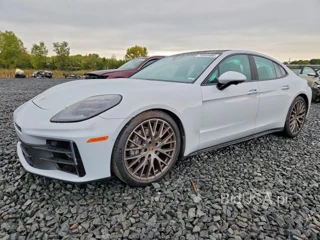 PORSCHE PANAMERA BASE