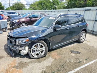 MERCEDES-BENZ GLB 250 4MATIC
