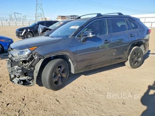 TOYOTA RAV4 XSE