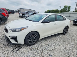 KIA FORTE GT LINE