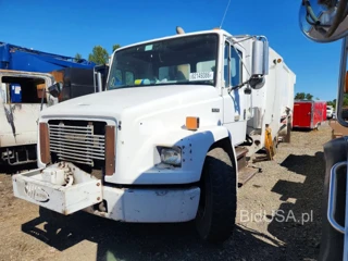 FREIGHTLINER FL70