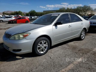 TOYOTA CAMRY LE V6