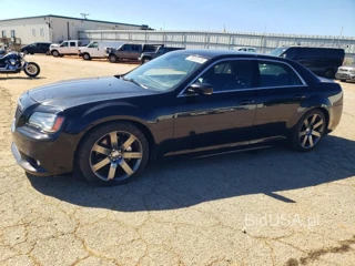 CHRYSLER 300 SRT-8