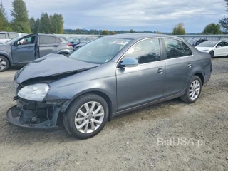 VOLKSWAGEN JETTA SE