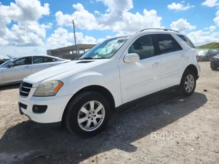 MERCEDES-BENZ ML 350