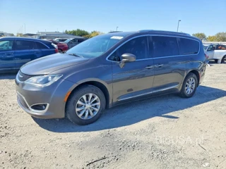 CHRYSLER PACIFICA TOURING L