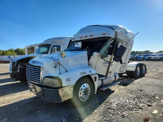 FREIGHTLINER CST120