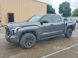 TOYOTA TUNDRA SR5