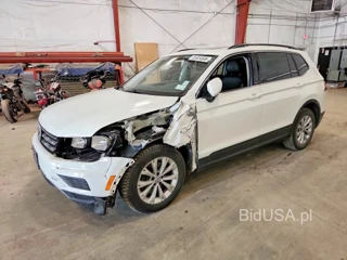 VOLKSWAGEN TIGUAN SE