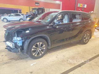 TOYOTA HIGHLANDER XLE