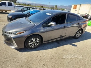 TOYOTA PRIUS PRIME PREMIUM