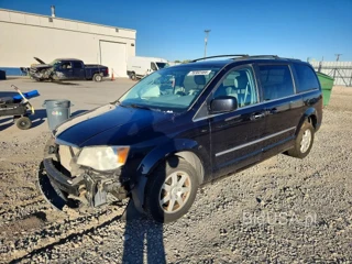 CHRYSLER TOWN & COUNTRY TOURING