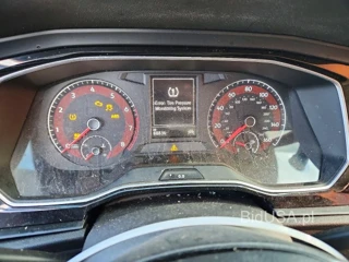 VOLKSWAGEN JETTA S