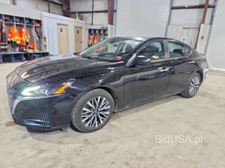 NISSAN ALTIMA SV