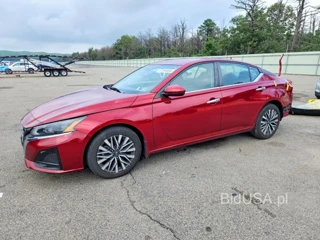 NISSAN ALTIMA SV