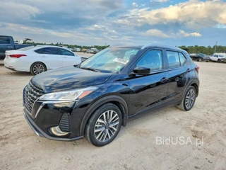 NISSAN KICKS SV