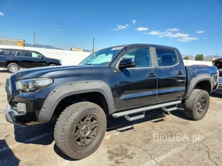 TOYOTA TACOMA SR5