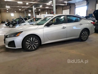 NISSAN ALTIMA SV