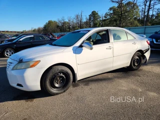 TOYOTA CAMRY XLE