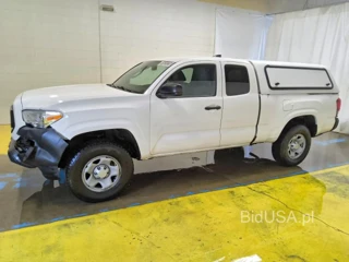 TOYOTA TACOMA SR