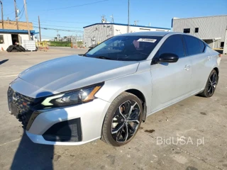 NISSAN ALTIMA SR
