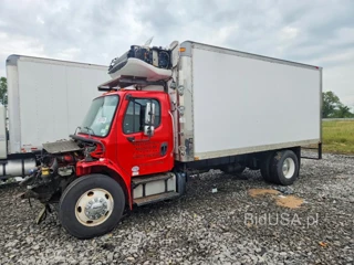 FREIGHTLINER M2