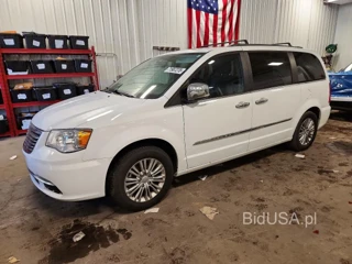 CHRYSLER TOWN AND COUNTRY