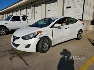 HYUNDAI ELANTRA GLS