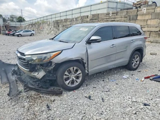 TOYOTA HIGHLANDER XLE